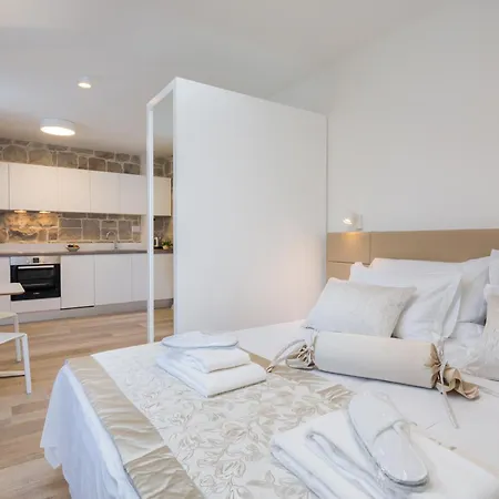 Mediterra 4* Σπλιτ