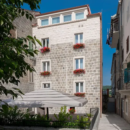 Mediterra Bed and Breakfast Σπλιτ
