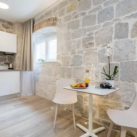 Bed & Breakfast Mediterra 4*