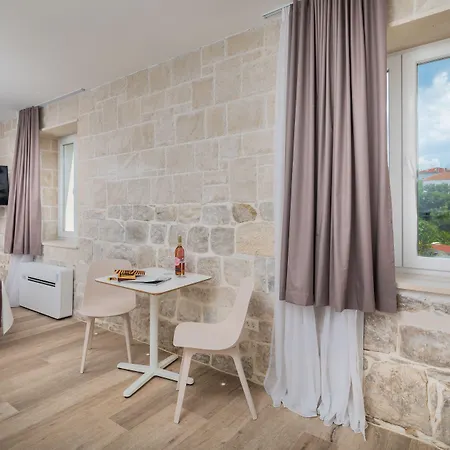 Mediterra فندق مبيت وإفطار