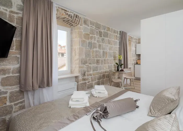 Mediterra לינה וארוחת בוקר