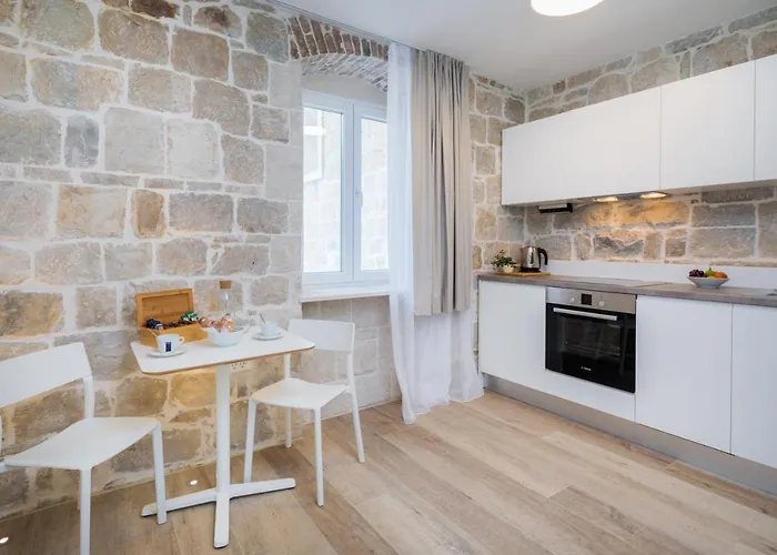 Mediterra לינה וארוחת בוקר